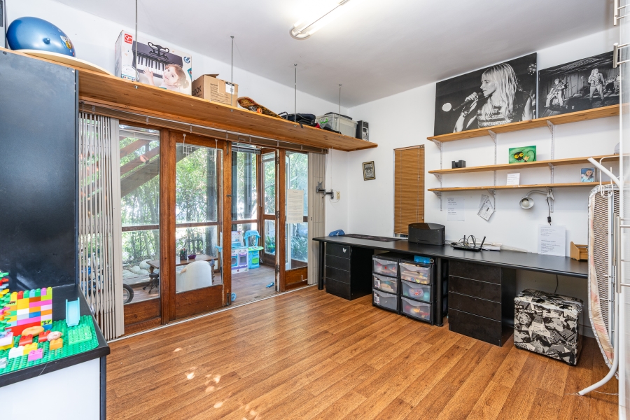 3 Bedroom Property for Sale in Pinelands Western Cape